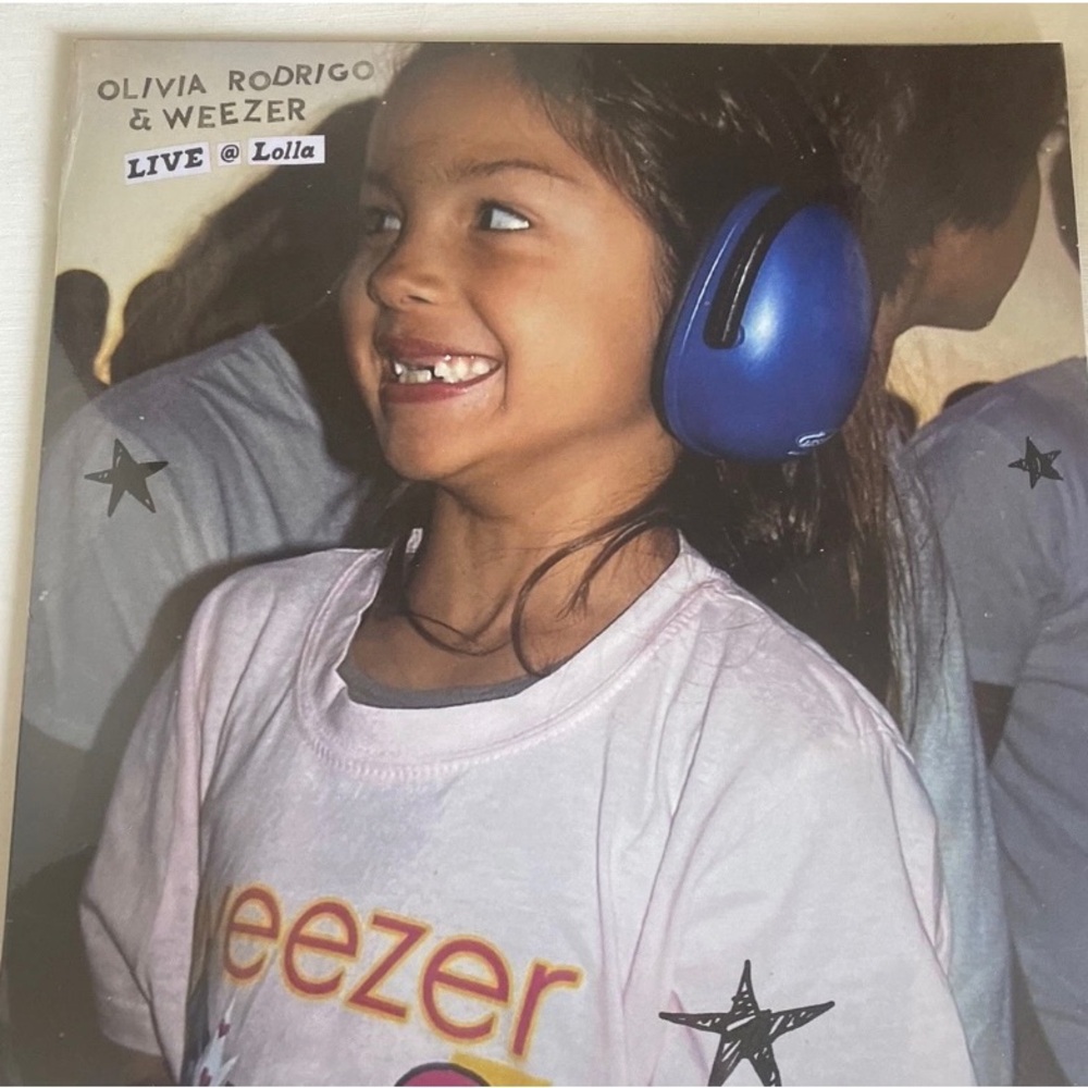 Olivia Rodrigo x Weezer Live Singles Day Exclusive 7" Vinyl /5000 - IN HAND
